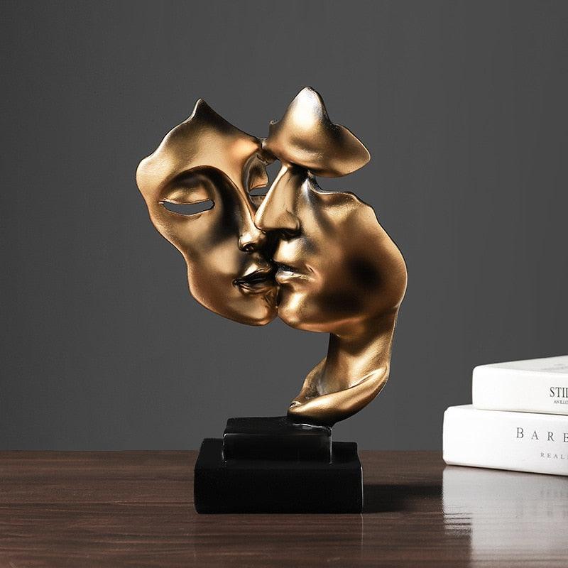 Escultura "O Beijo de Ouro" - Home Imperio